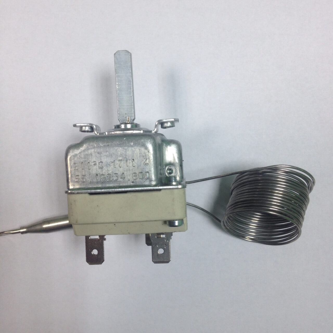 Терморегулятор с перекидным контактом 211C,1P с капилляром 1500 мм 55.19234.800